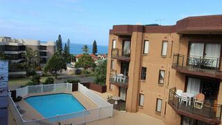 Seeskulp 1 | Accommodation Uvongo Beach