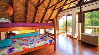 In The Green Backpackers | Accommodation Morgan Bay