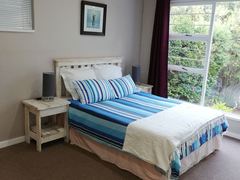 Go2 Places | Parel Vallei Self-catering