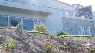 Loerie Self-catering | Oubaai Golf Estate Specials