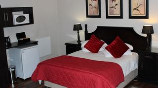 Cambridge Guesthouse | Accommodation Bethlehem