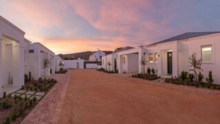 Perla | Accommodation Eastcliff