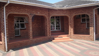 Malusi Bed & Breakfast | Verulam Accommodation