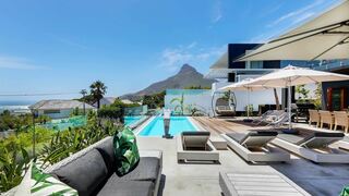 Jo Leos Villa | Accommodation Bakoven