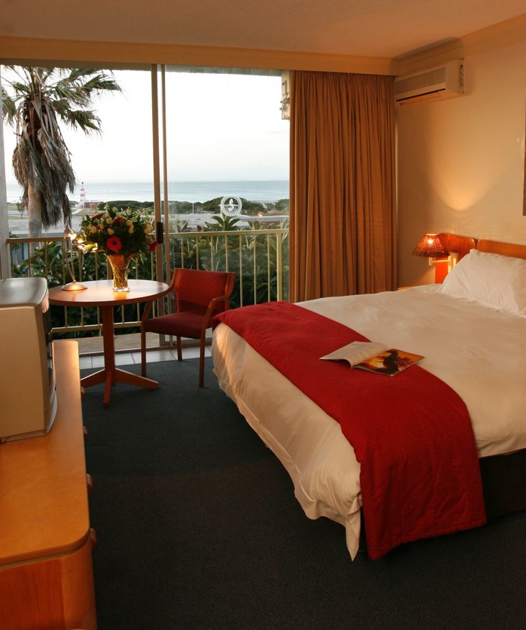 Summerstrand Inn Hotel