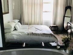 Classic Condo | Menlyn Accommodation