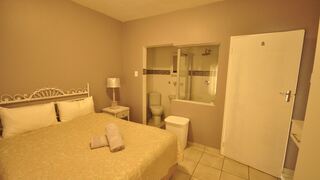 The Bridge Apartment 2 | St Lucia Accommodation