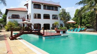 AfroCharme Diani | Accommodation Galu Beach