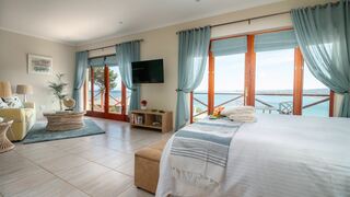Le Gaulois Luxury Flats | Mountainside Accommodation