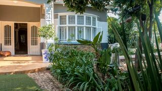 Sunbury B&B | Accommodation Auckland Park