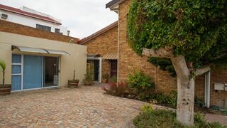 @Abelia Guest House | Helderberg Specials