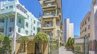 Classy and Cosy Sea Point Apartment | Accommodation Sea Point