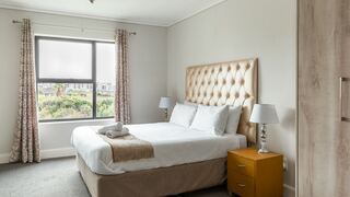 Waters Edge 205 | Africa Specials