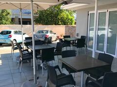 George Executive Suites | Bo Dorp Accommodation