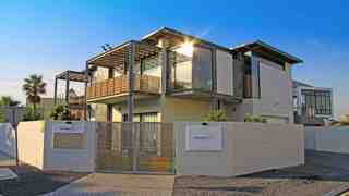 Sunset Loft Guest House | Self-catering Sunset Beach