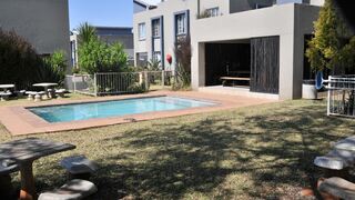Summer Garden Guest House (The Garden Shed) | Accommodation Benoni North