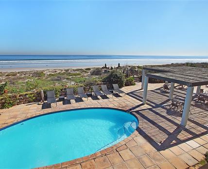 Leisure Bay 214