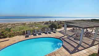 Leisure Bay 214 | Lagoon Beach Specials