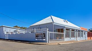 La La DaThel | Accommodation Colesberg