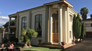 J's Guesthouse | Accommodation Fairmount
