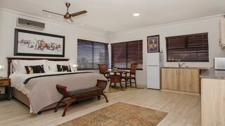14 on Braemar | Accommodation La Lucia