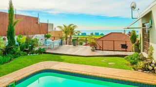 Sun & Sea Apartment | Green Point Specials