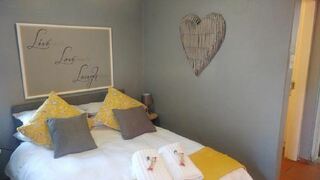 Love Joy Peace Cottage | Groenkloof Accommodation