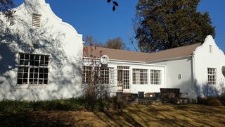 Connemara Guest House | Drakensberg Specials