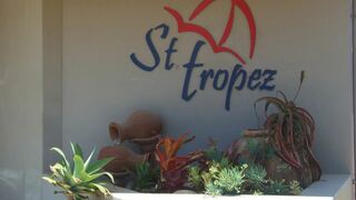 St. Tropez A | Accommodation Manaba Beach