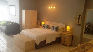 Spacious Studio-200M from Beach | Cape St Francis Specials