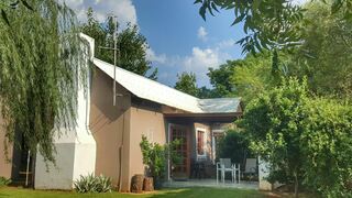 Browns Cabin & Cottage | Hartbeespoort Self-catering