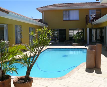 Palmieros Bed and Breakfast