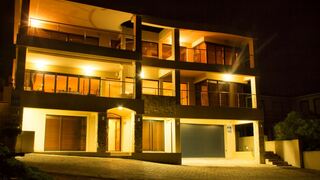 Whale Waters | Accommodation De Kelders