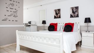 Golden Key B&B Guest House | Accommodation Vredenburg