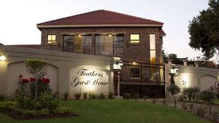 Feathers B&B | Accommodation Middelburg - Mpumalanga