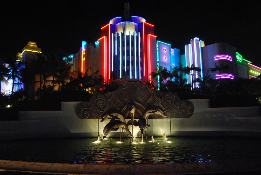 suncoast hotel and casino movie theater