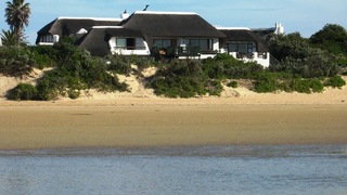 i-Lollo Lodge, River-front Accomodation | Accommodation St Francis Bay