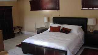 Red Rose B & B | Self-catering Glenadrienne
