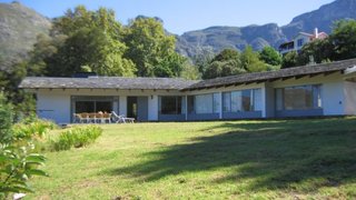 Bakaya Guest House | Accommodation Constantia
