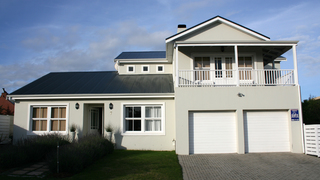 A Farm House | Onrus Accommodation