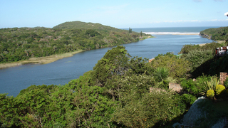A River Rest | Accommodation Beacon Bay