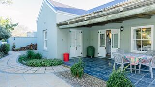 Reed Cottage at Stanford | Stanford Accommodation