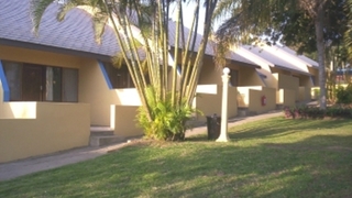 Manzini Chalets | St Lucia Accommodation