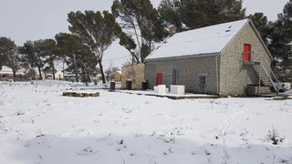 The Artists Cottage | Accommodation Sutherland