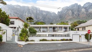 61 on Camps Bay Drive | Camps Bay Accommodation