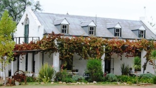 Almondbury Guest Farm | Robertson Accommodation
