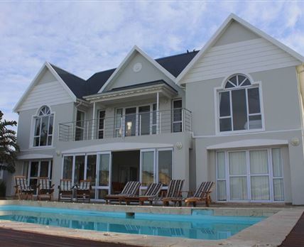 Waterside Living - Marina Martinique 1394