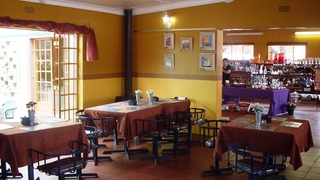 Salty Waters B&B | Delareyville Accommodation