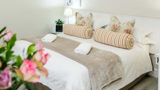 Wagon Wheel Country Lodge | Beaufort West Accommodation