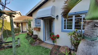 The Lazy Lizard Umhlanga | Self-catering Herrwood Park